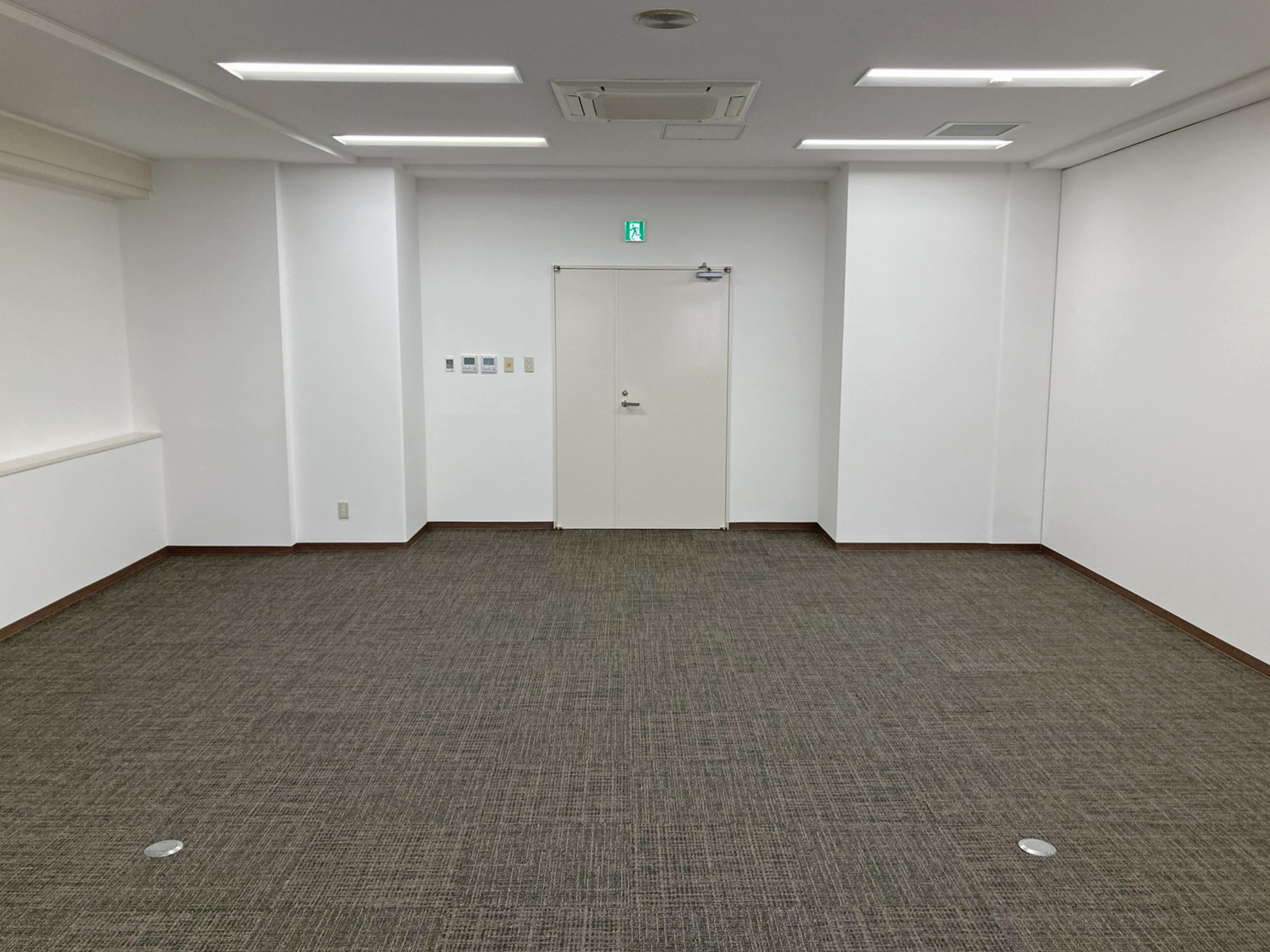 別角度の様子