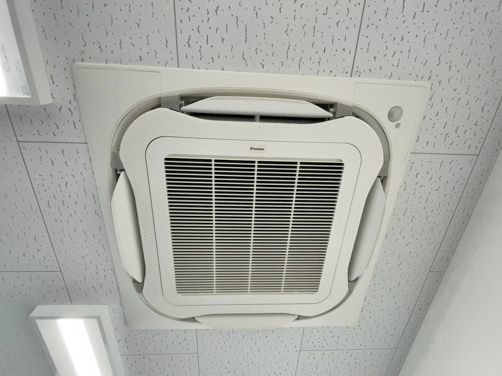 空調