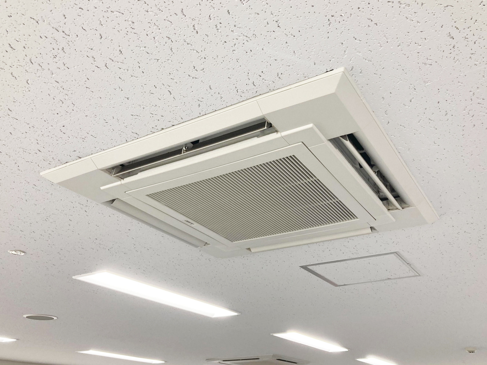 空調