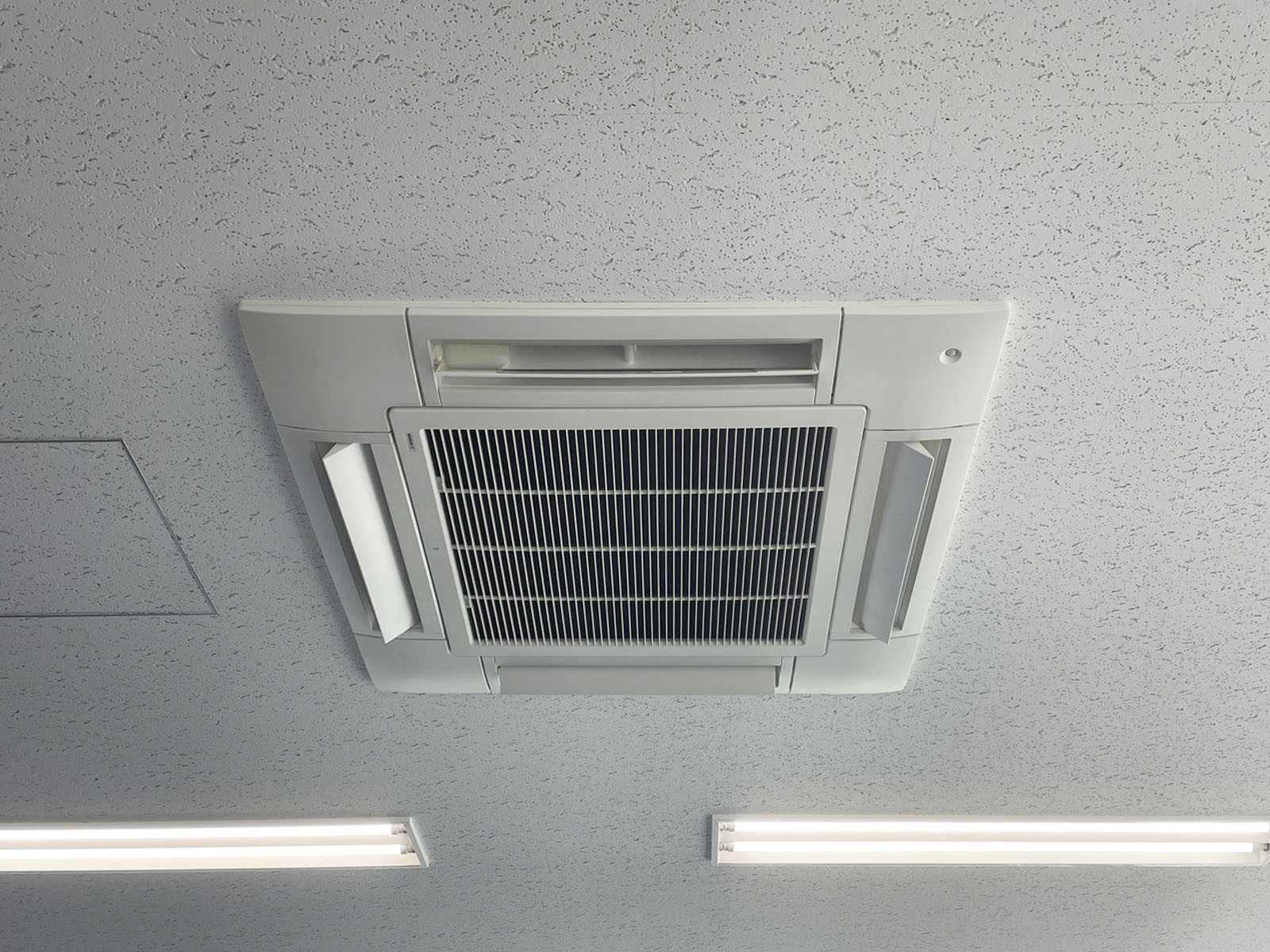 空調
