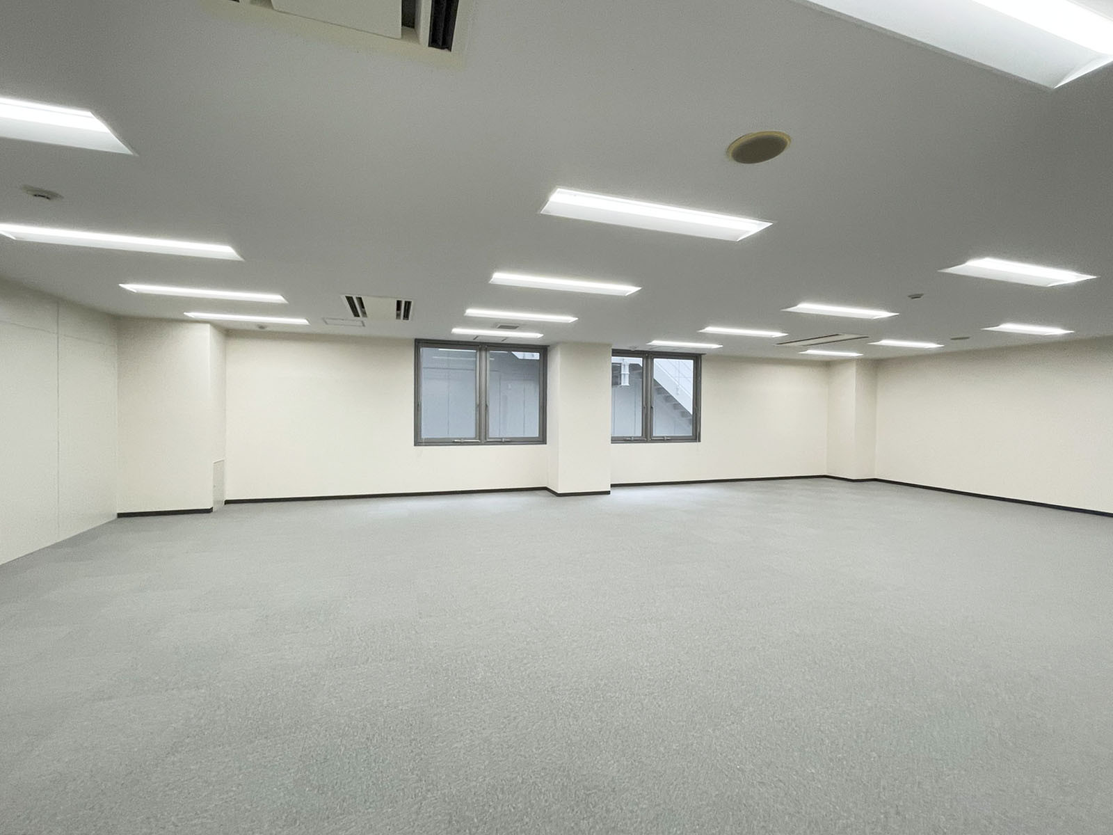 オフィス室内参考画像（7階・約34坪）