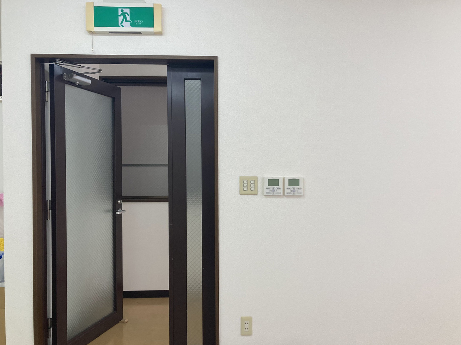 貸室出入口