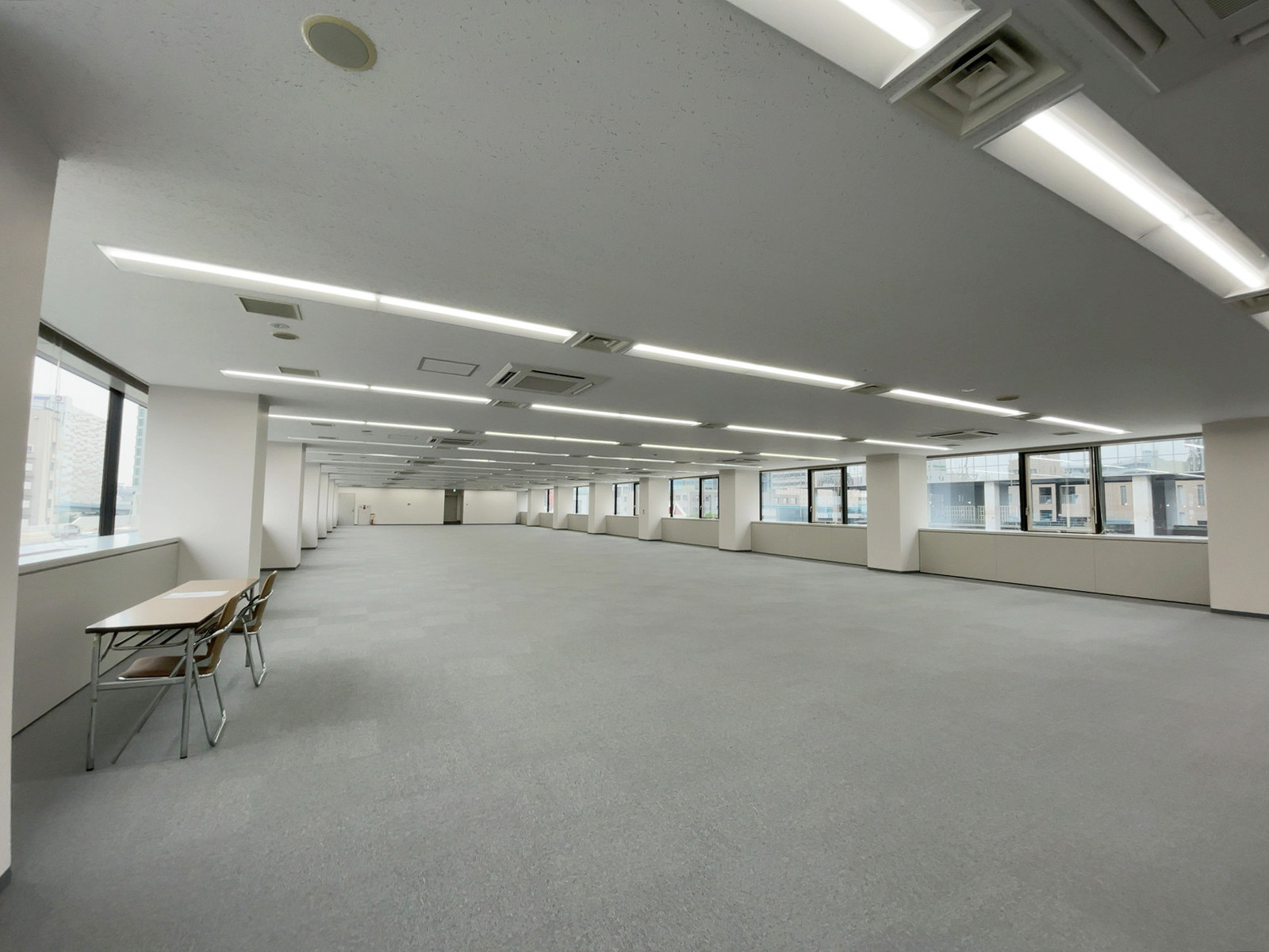オフィス室内参考画像(4階・約177坪)