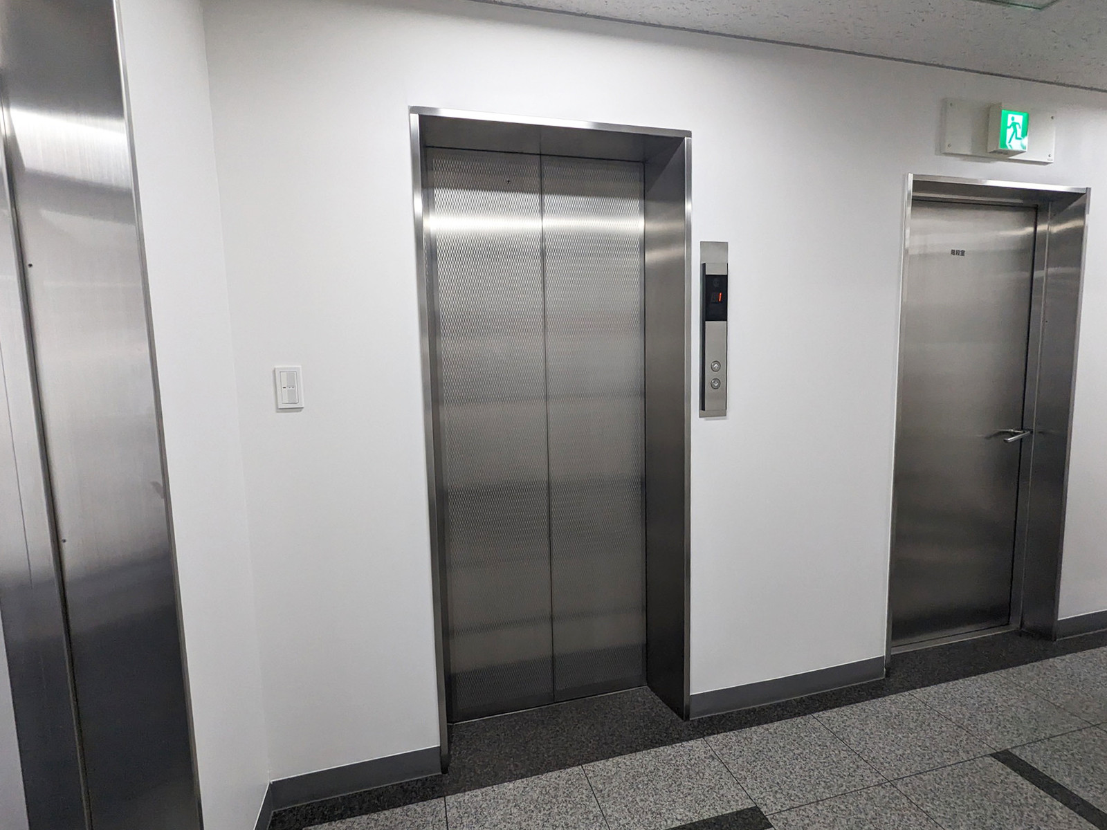 エレベーター