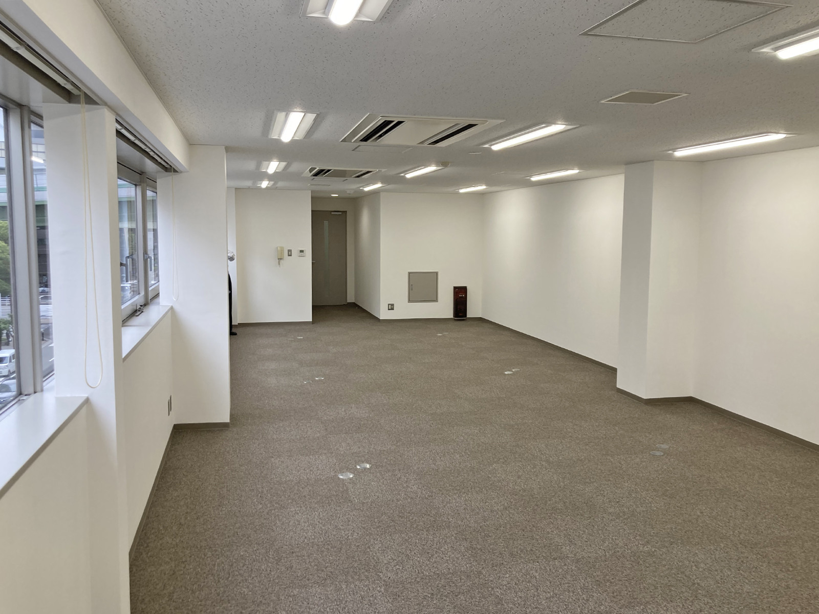オフィス室内参考画像（4階・23坪）
