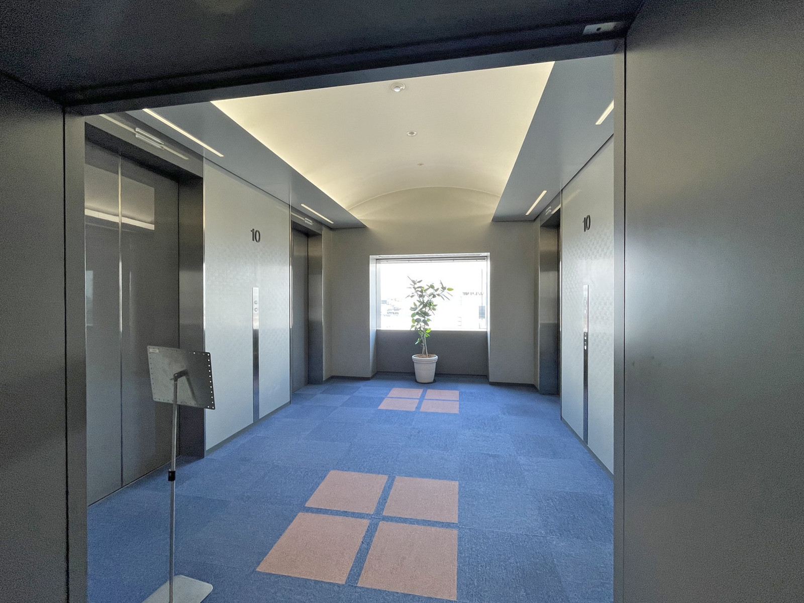 エレベーターホール