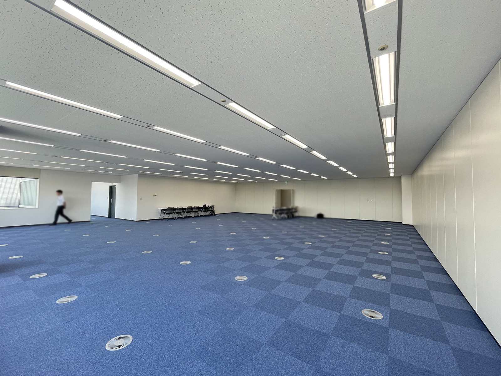 別角度の様子