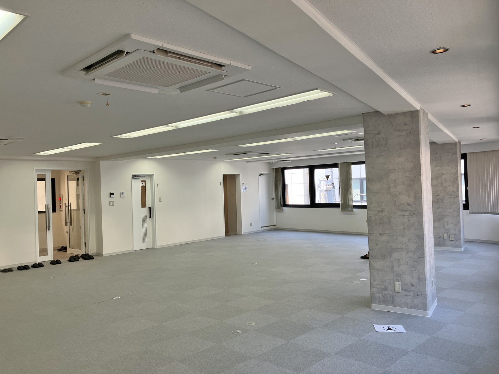 オフィス室内参考画像（4階・約39坪）