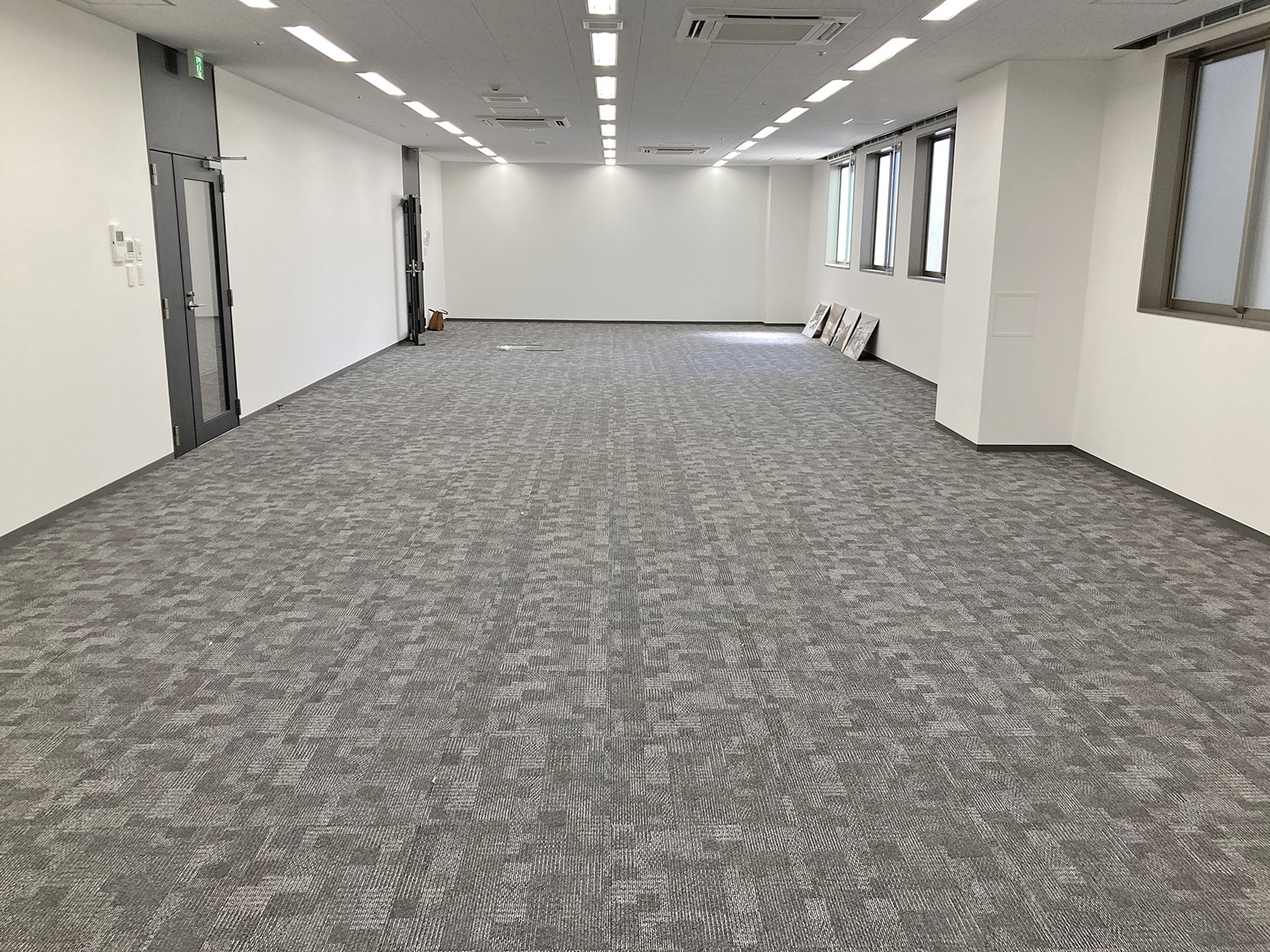 別角度の様子
