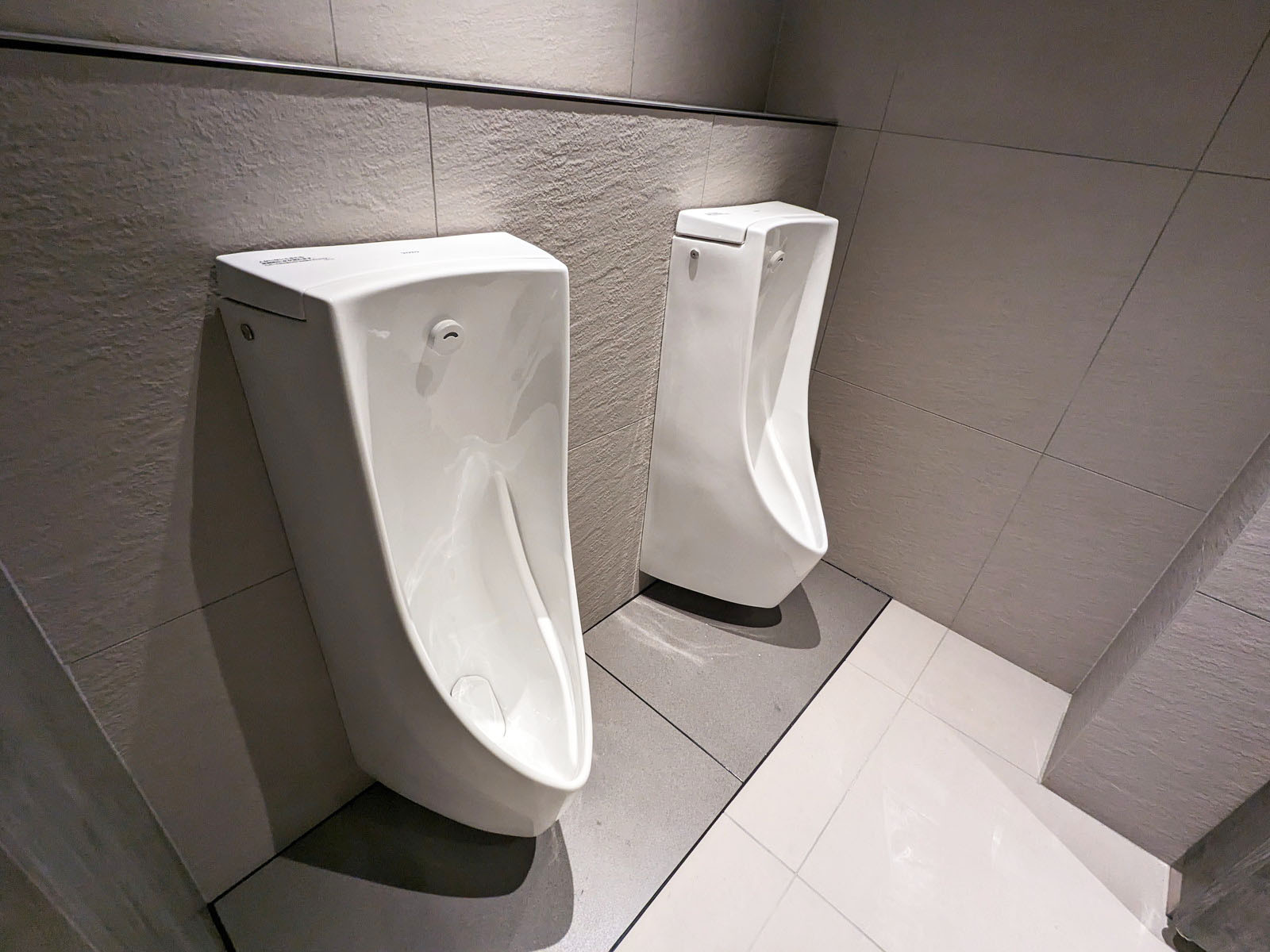 男性用トイレ