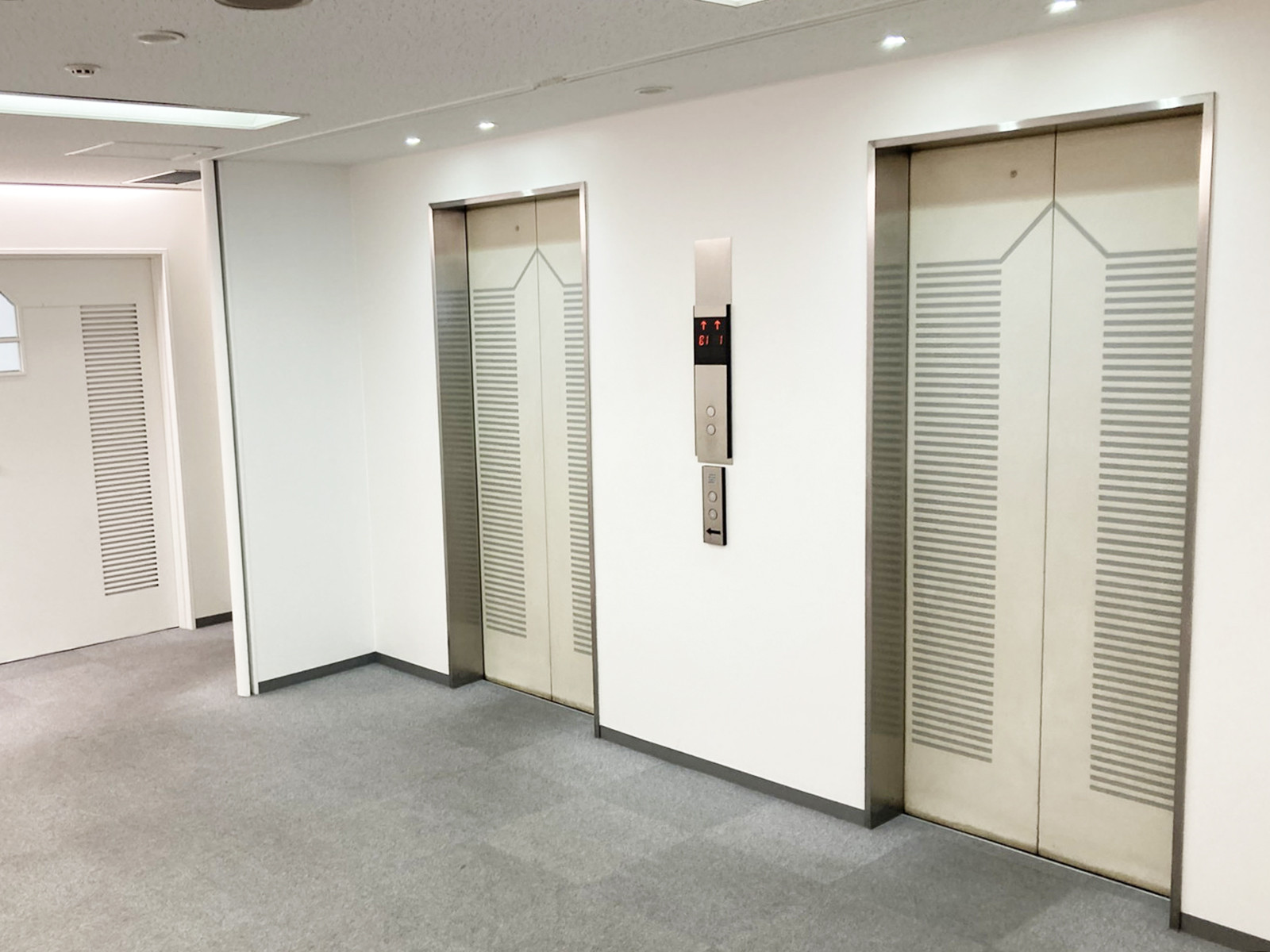 エレベーター