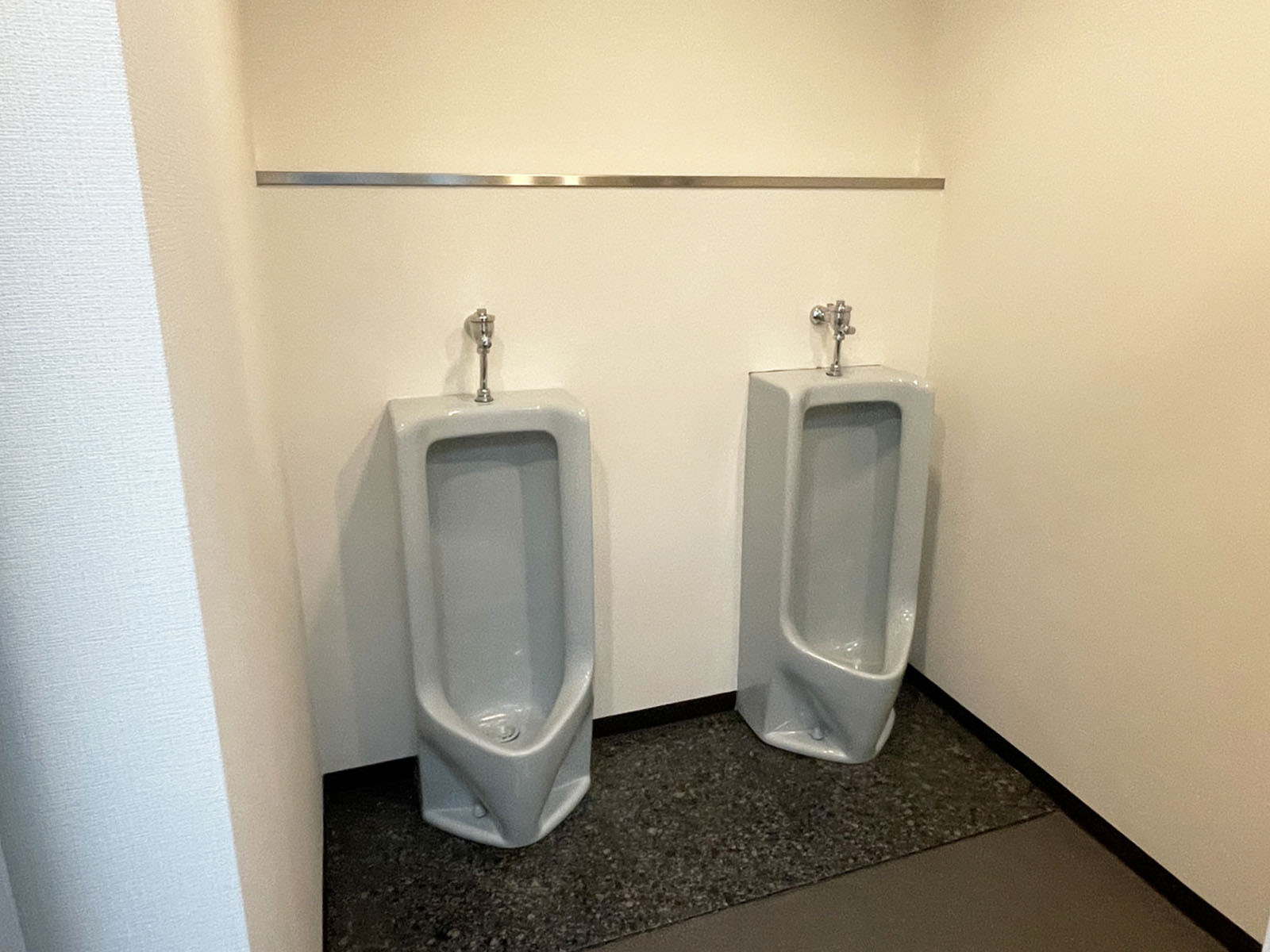 男性用トイレ