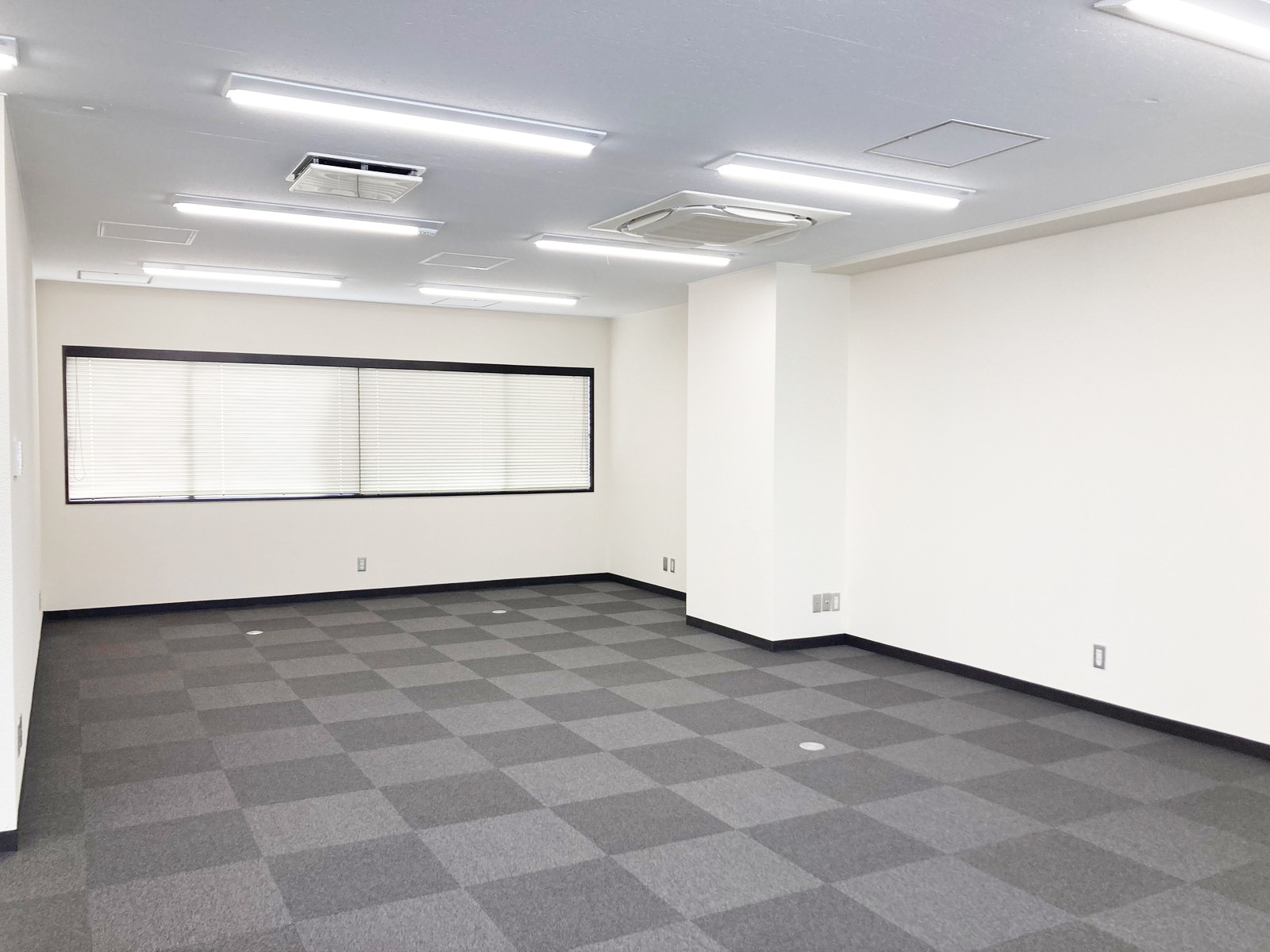 別角度の様子