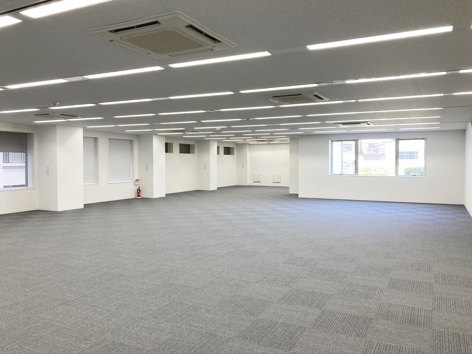 オフィス室内参考画像(3階・約107坪)