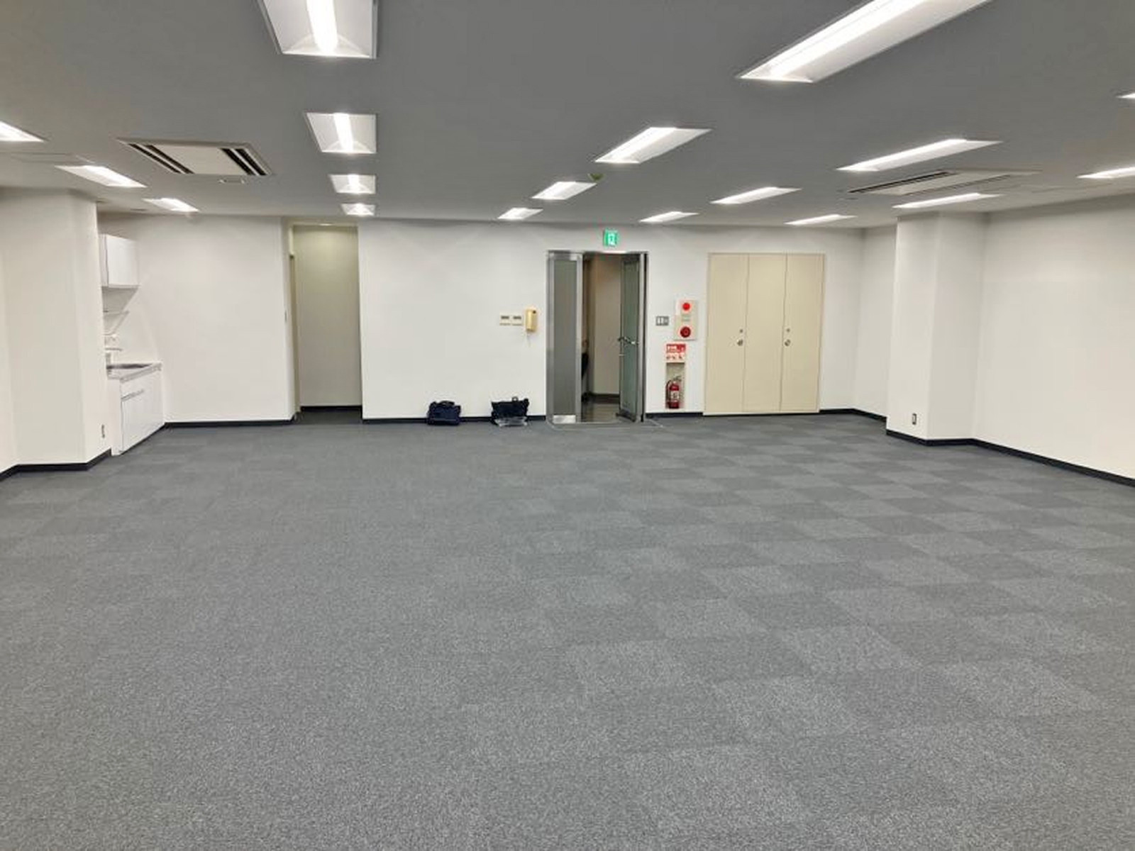 別角度の様子