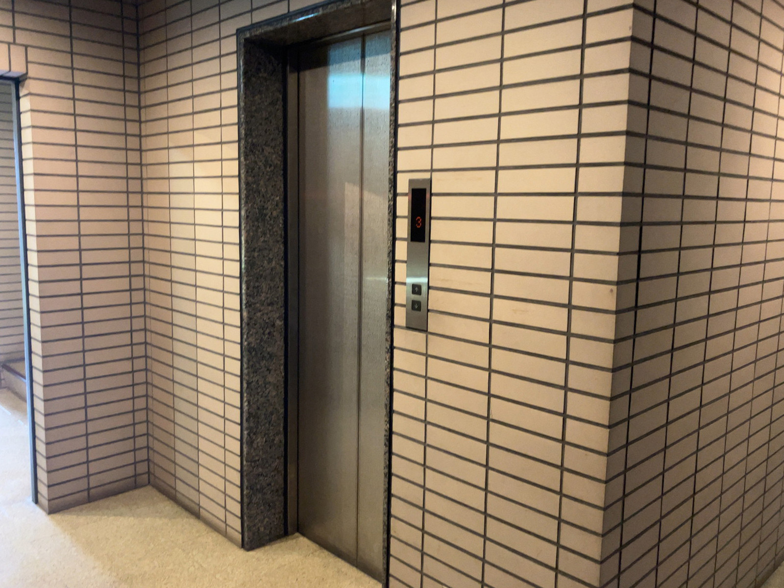 エレベーター