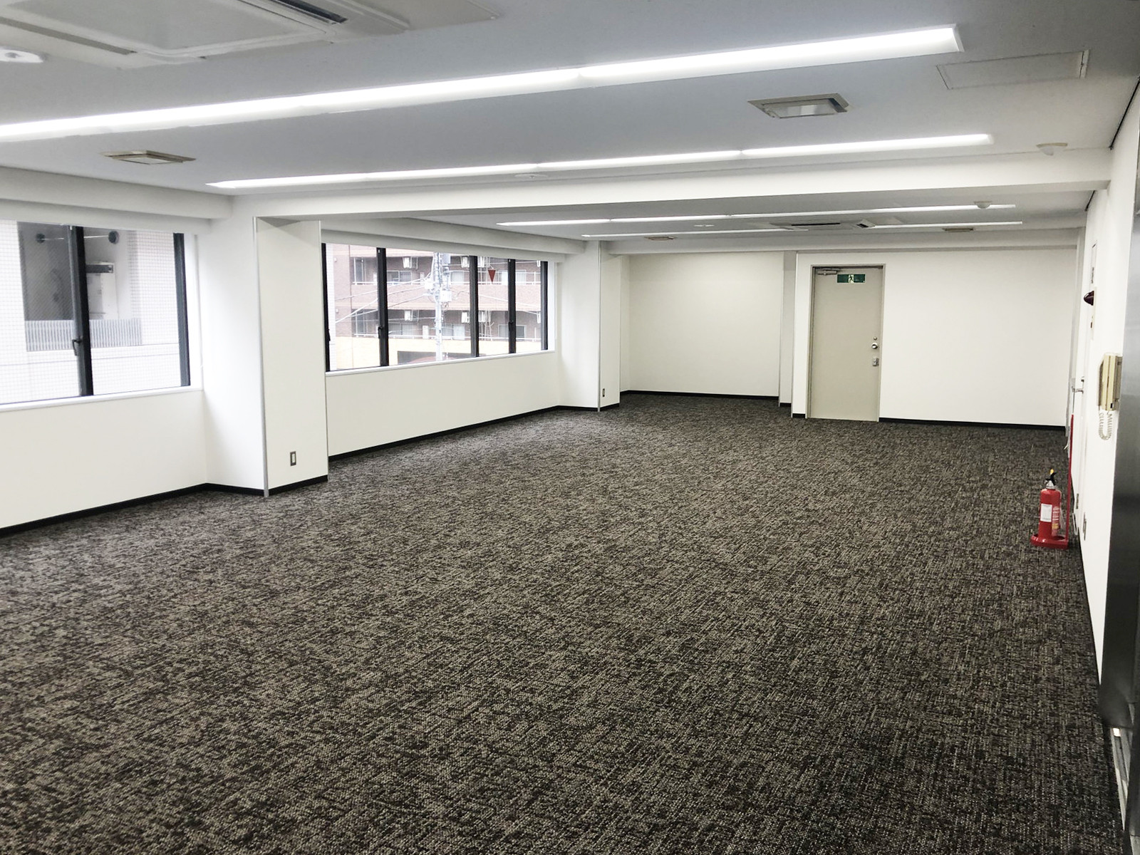 オフィス室内参考画像(3階・約36坪)