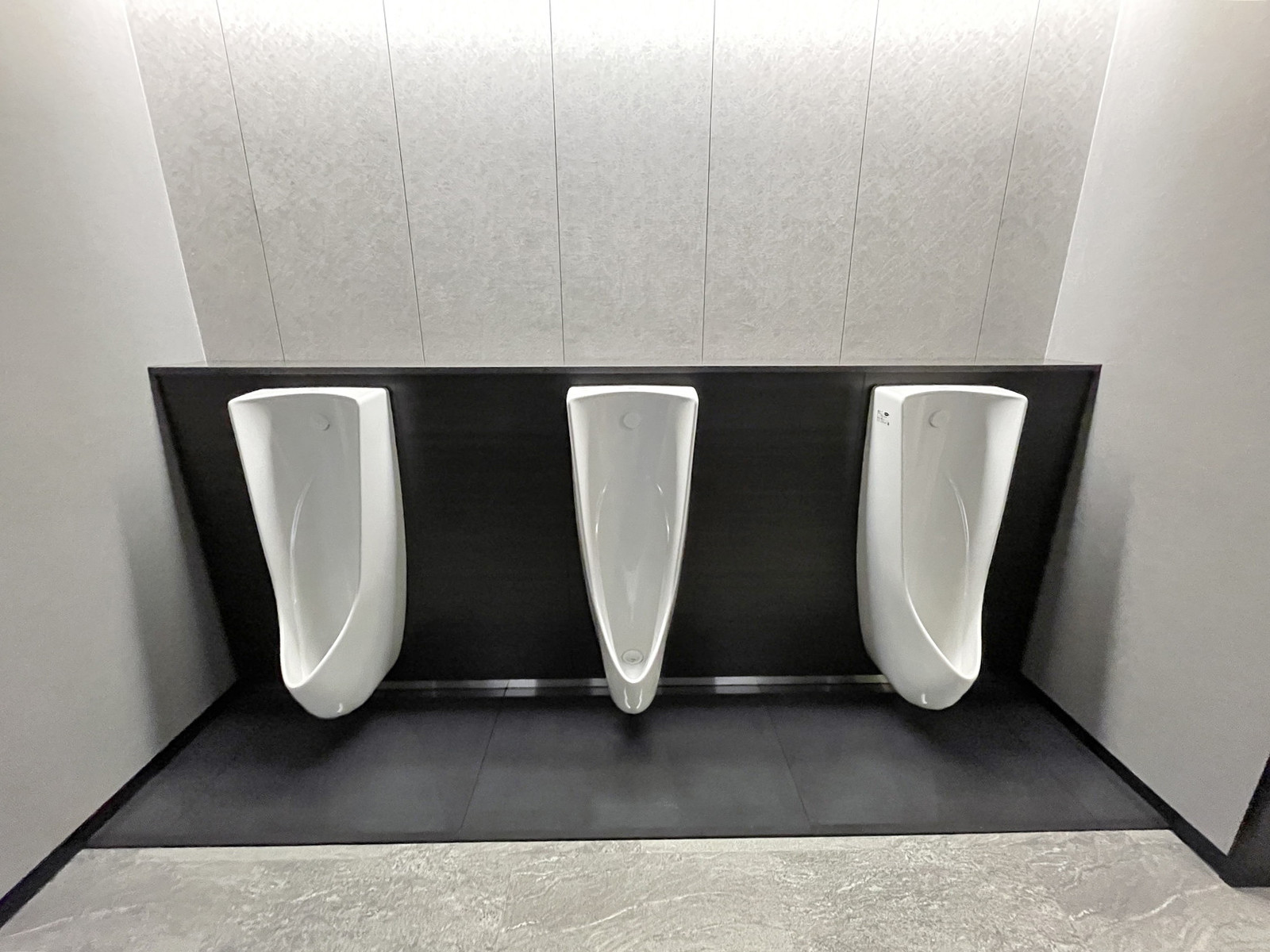 男性用トイレ