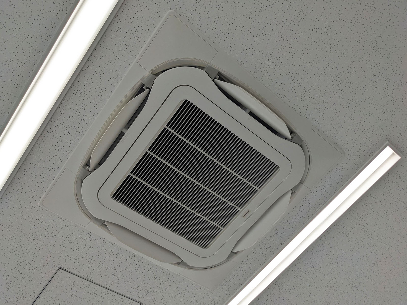 空調