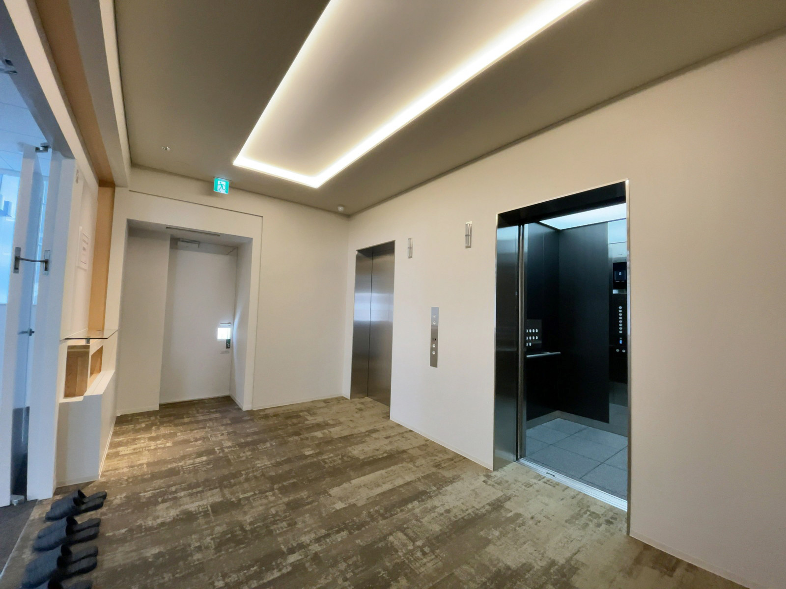 エレベーターホール