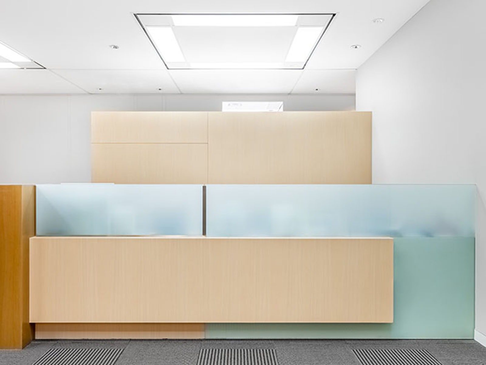 室内8