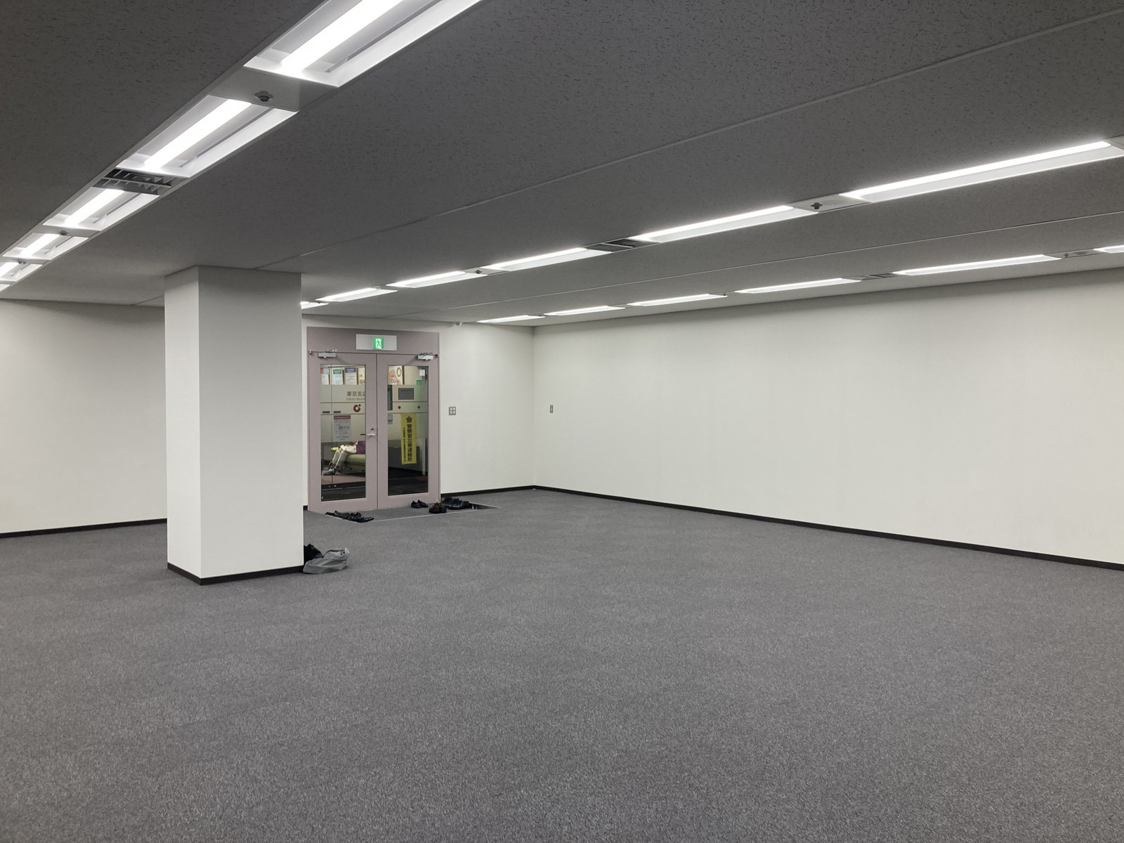 別角度の様子