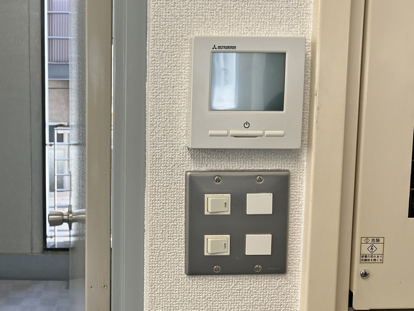 スイッチ類
