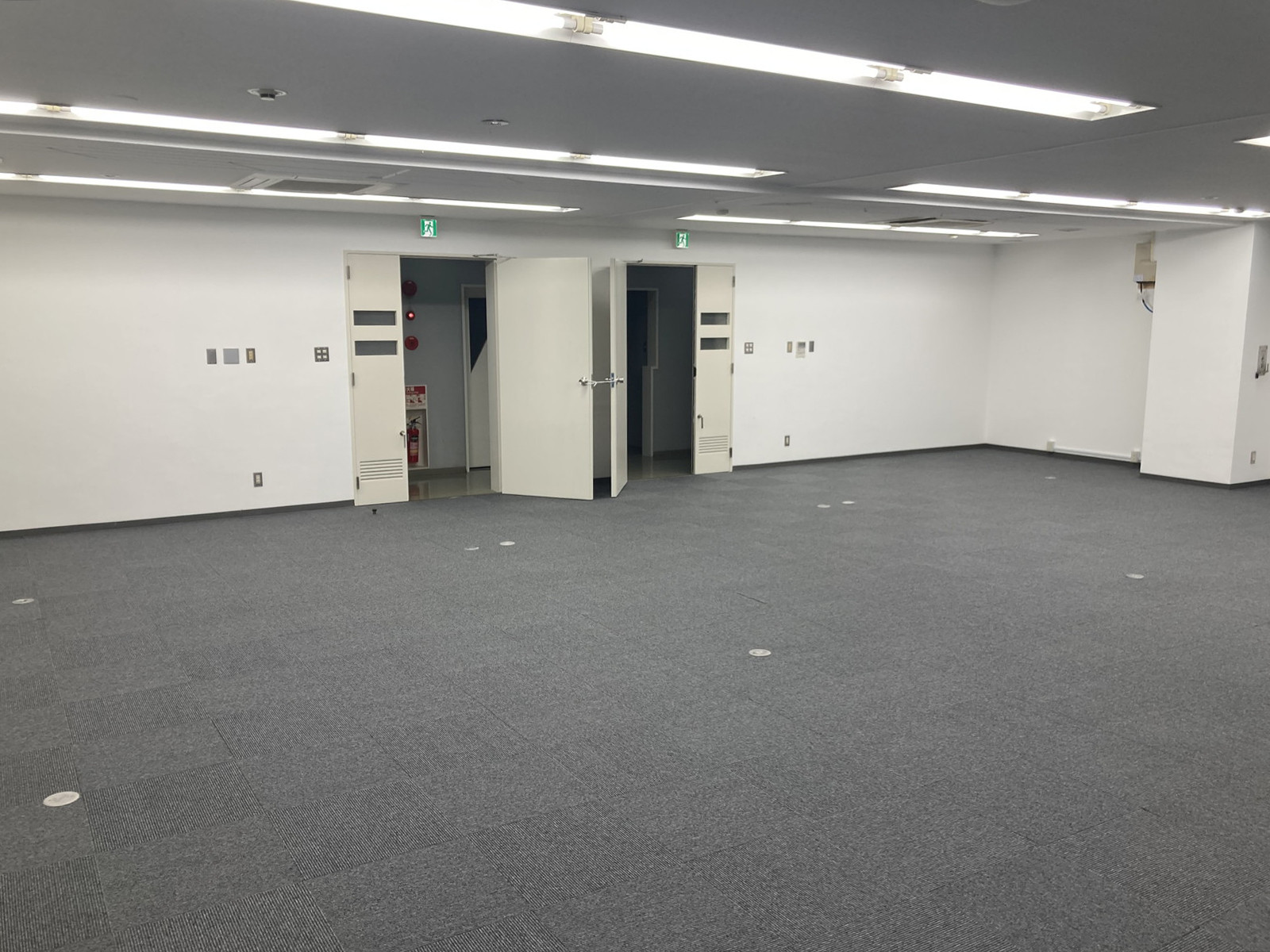 別角度の様子