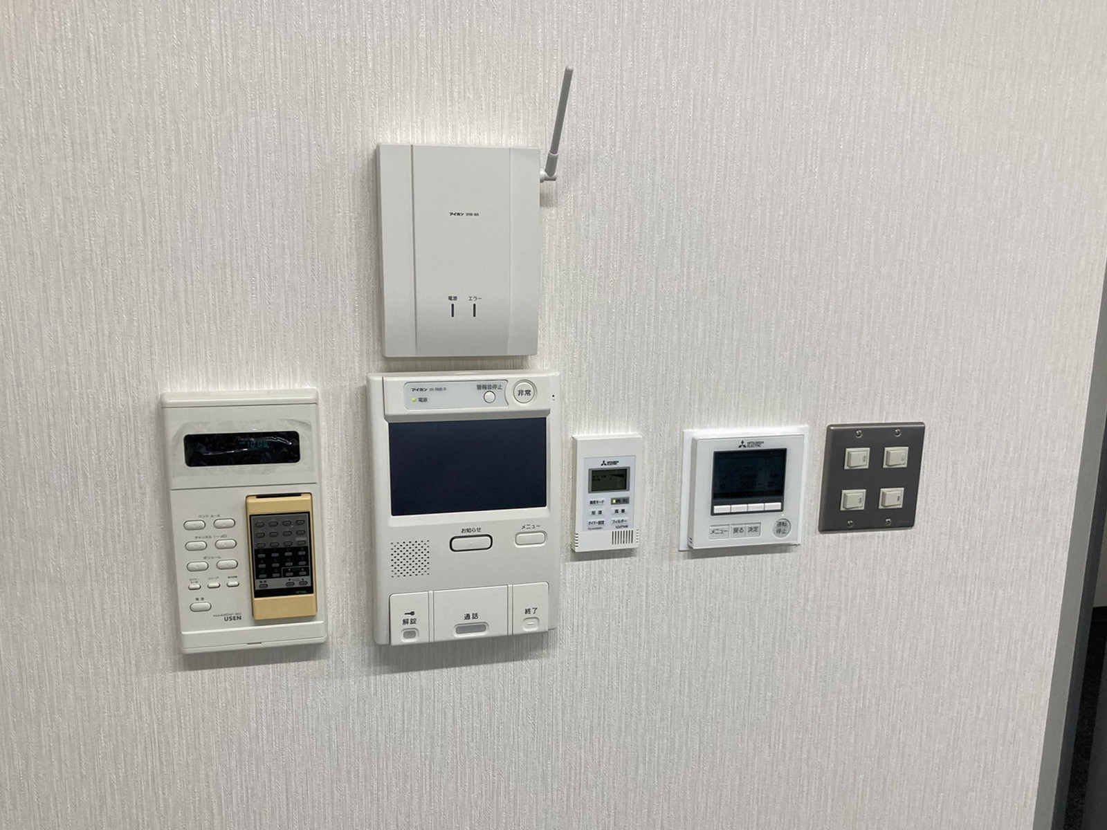 スイッチ類
