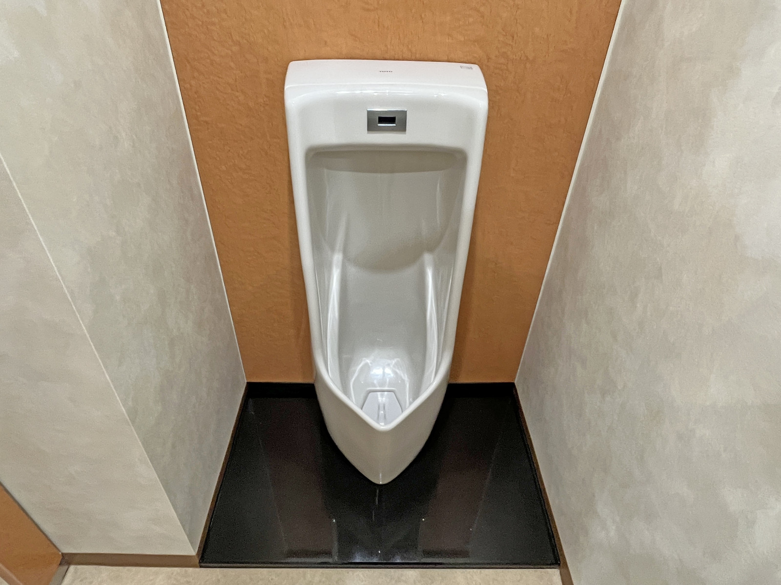 男性用トイレ