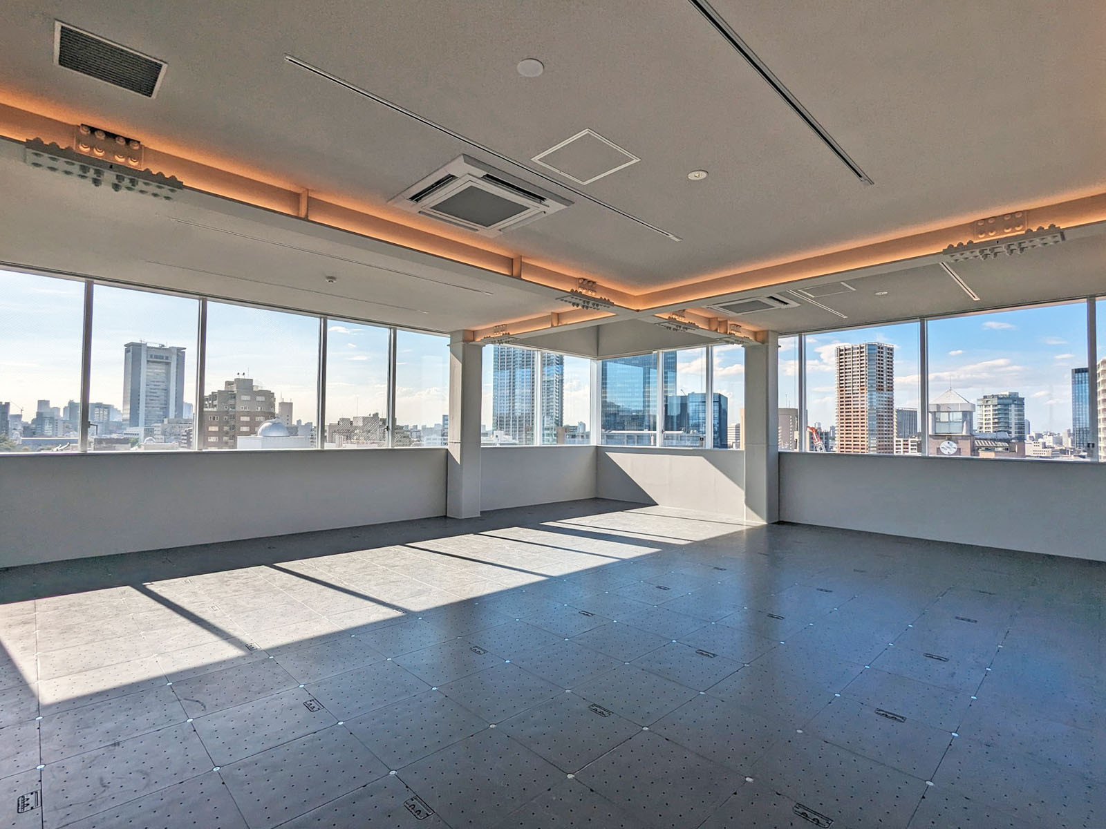 別フロアの室内参考画像(10階・約40坪)