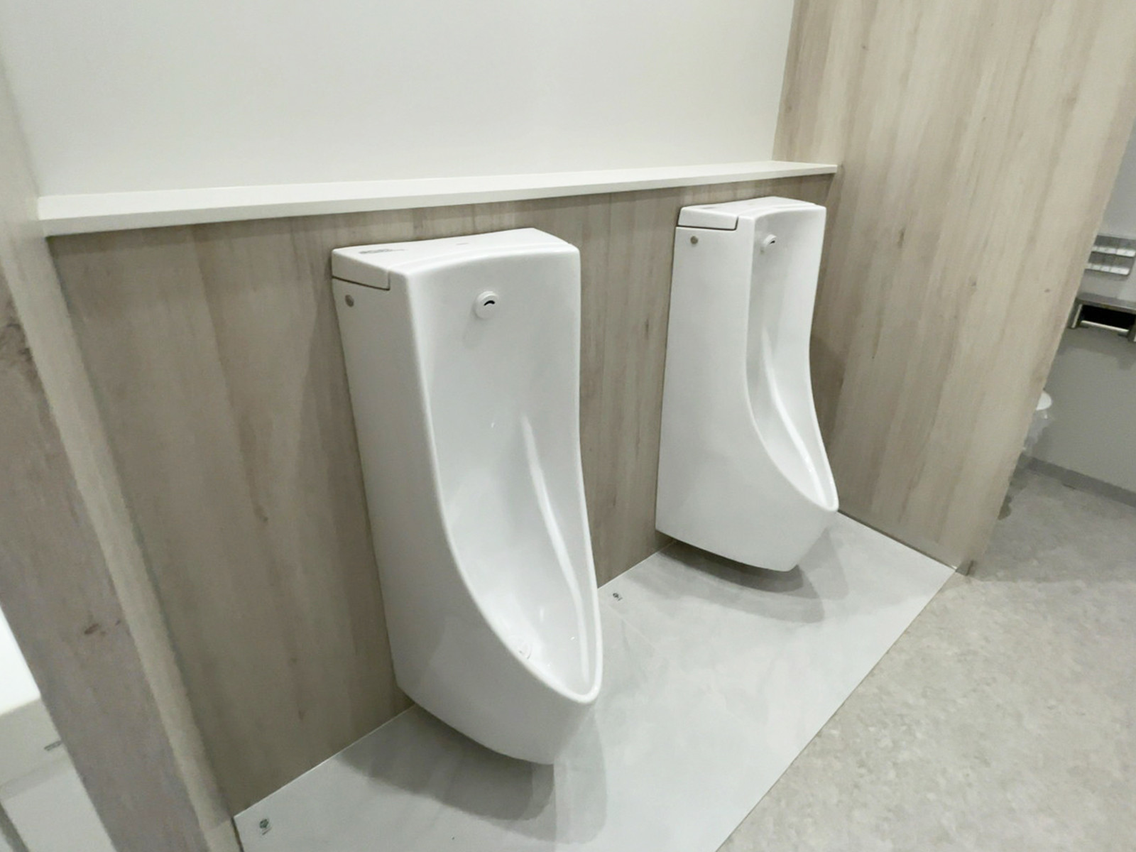 男性用トイレ