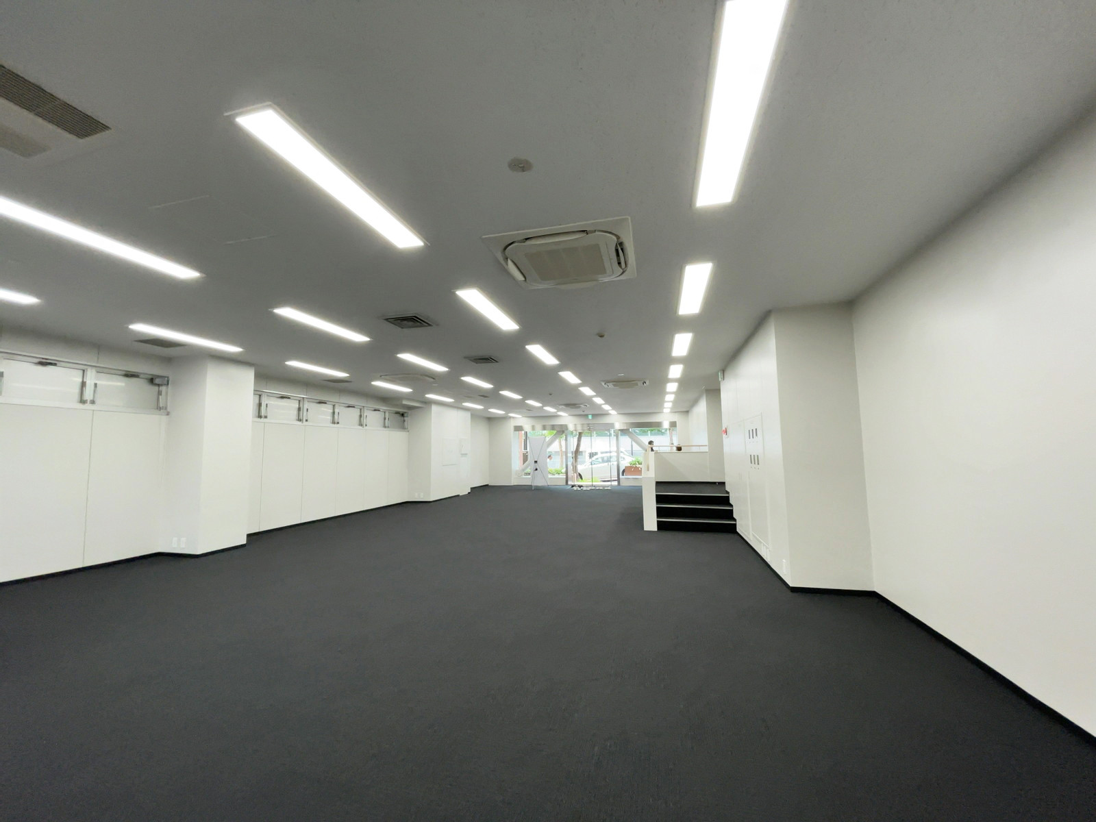 オフィス室内参考画像(1階・約63坪)