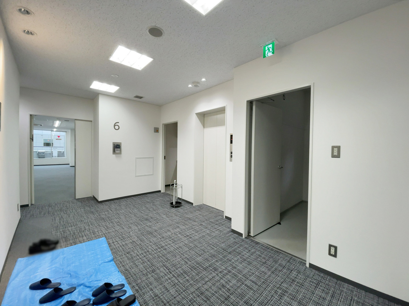 エレベーターホール