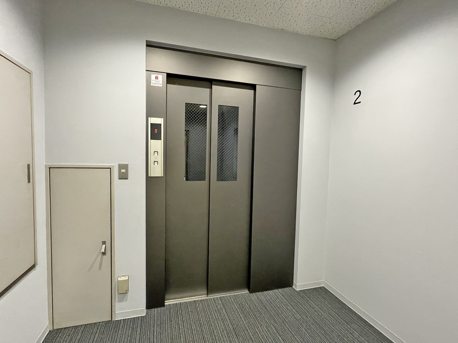 エレベーター