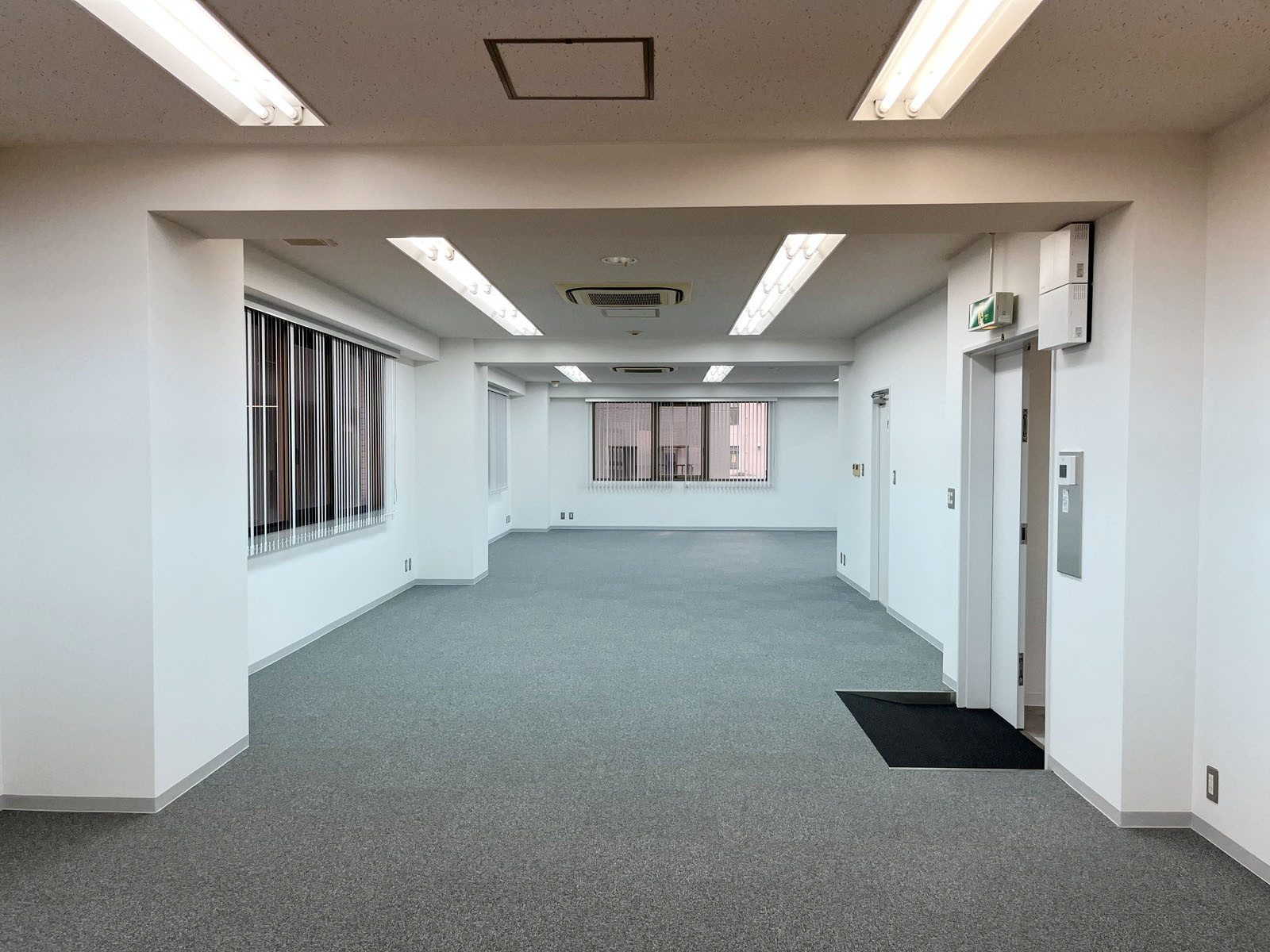 オフィス室内参考画像（3階・35.22坪）
