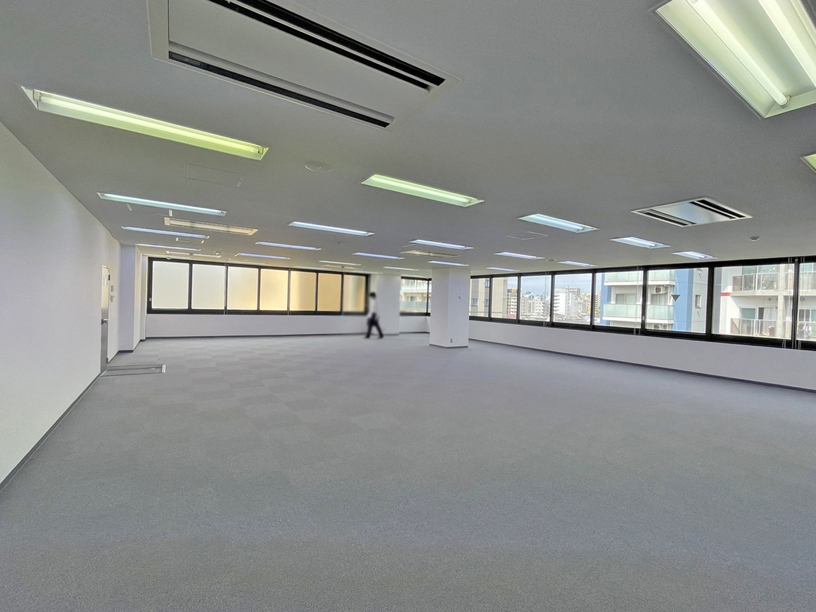 オフィス室内参考画像（5階・80
坪）