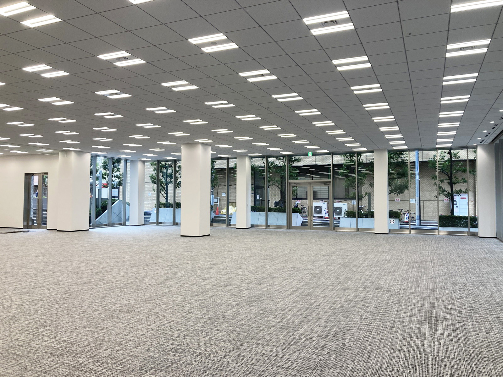 オフィス室内参考画像(1階・約158坪)
