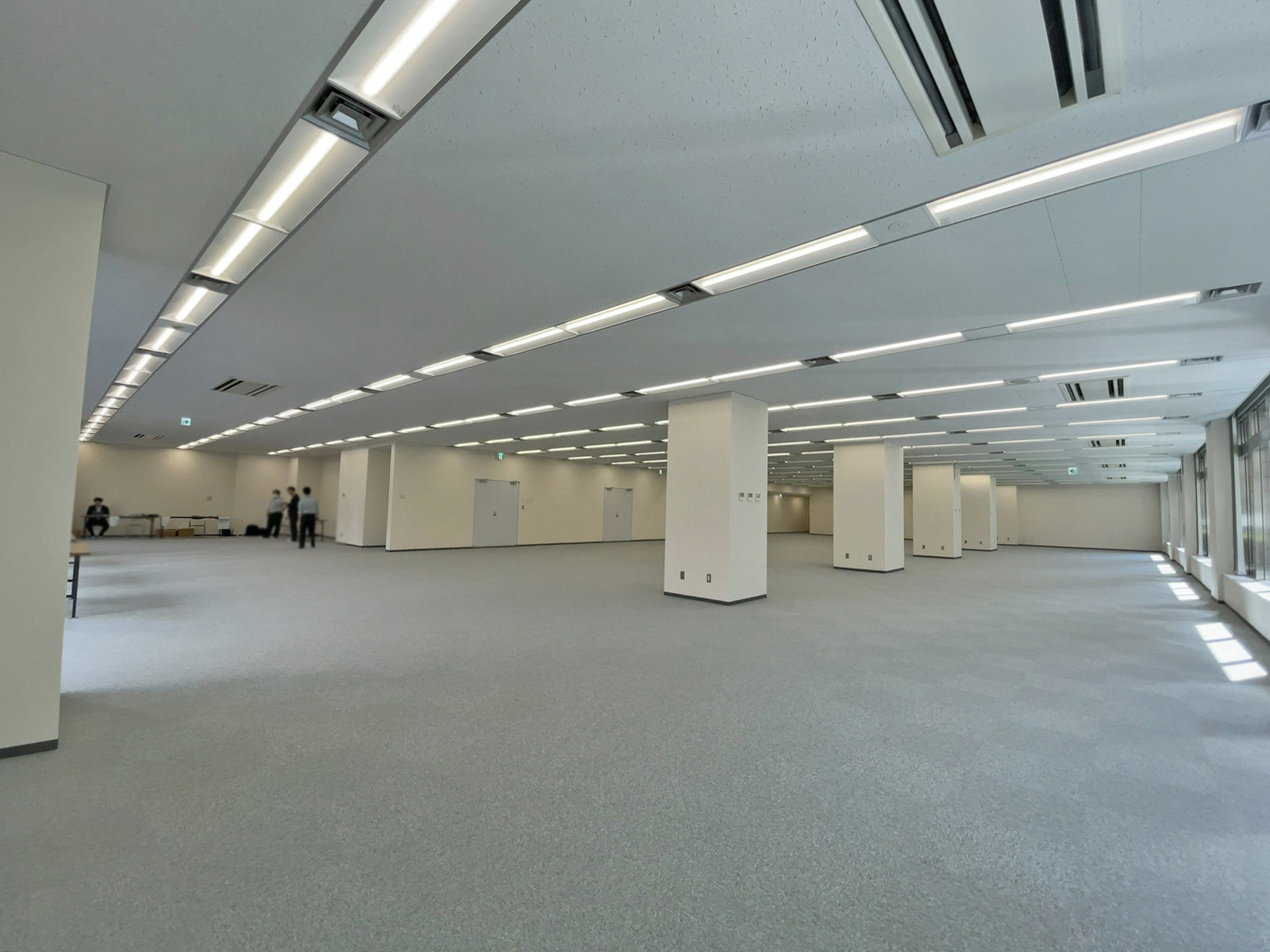 オフィス室内参考画像（1階・約208坪）