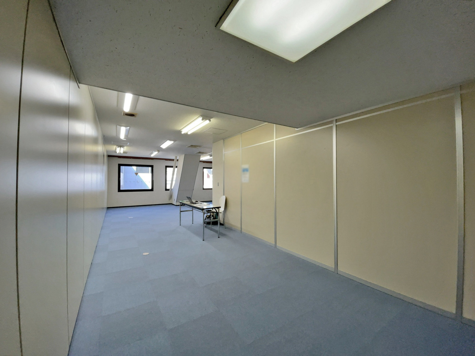 オフィス室内参考画像（7階B・約15坪）