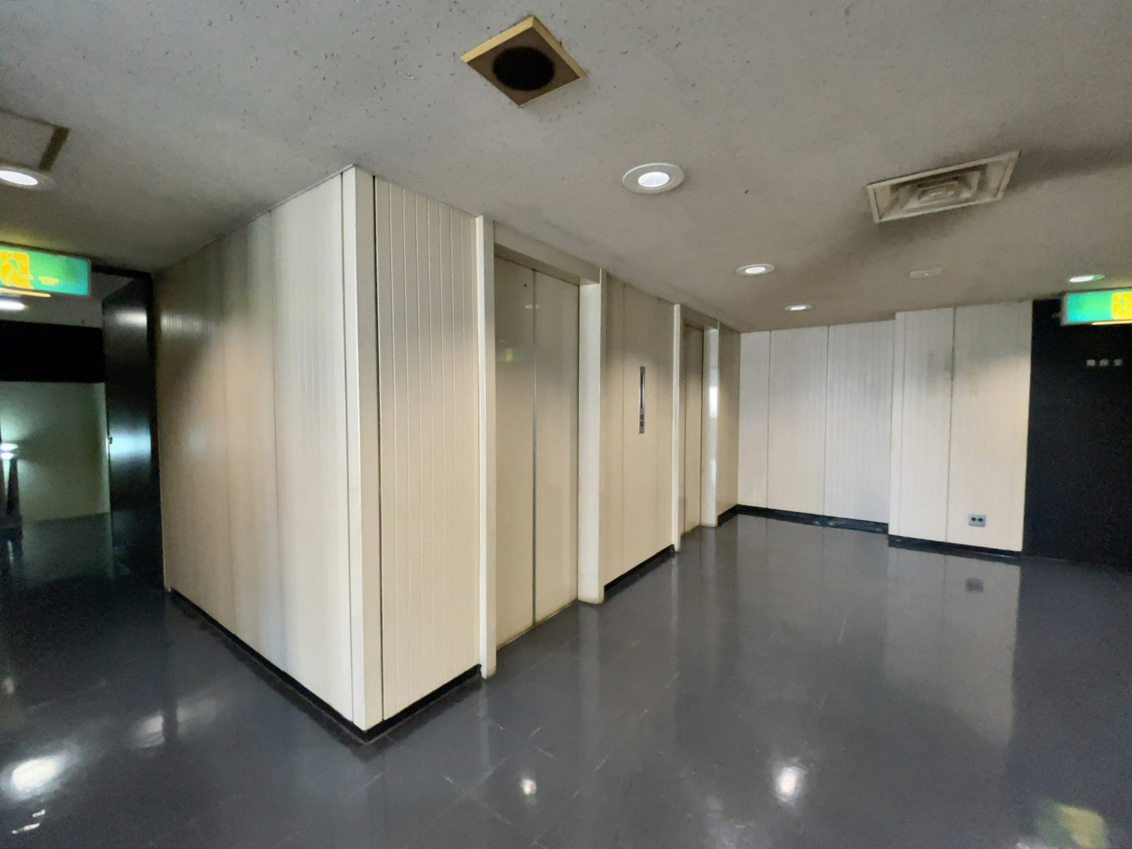 エレベーター