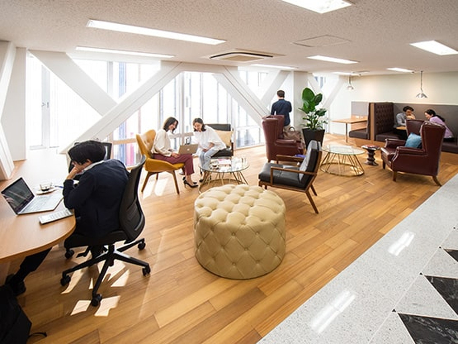室内４