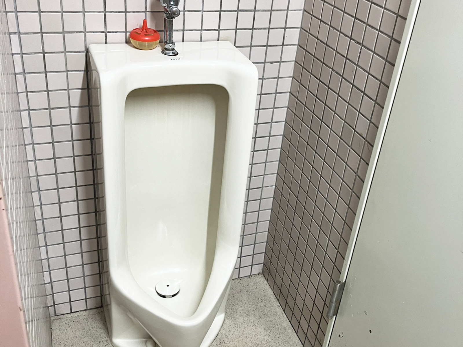 男性用トイレ