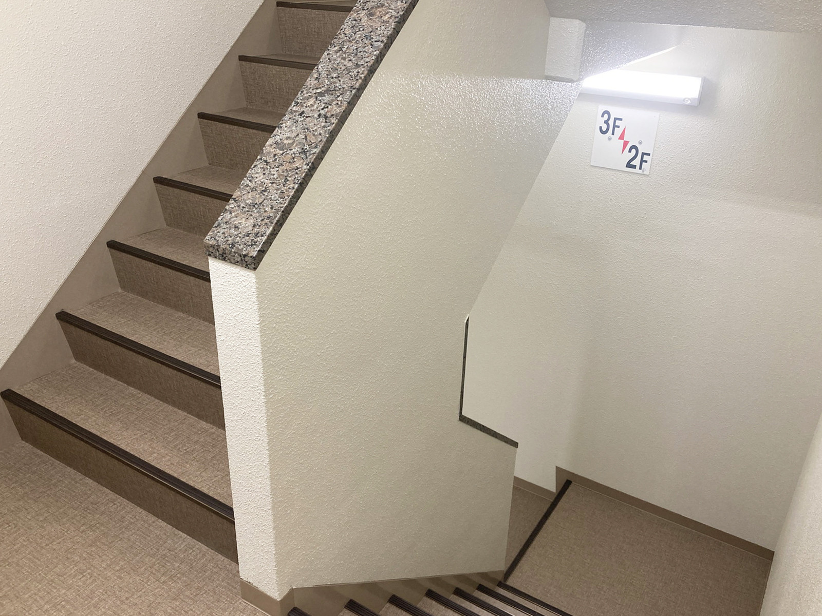 内階段