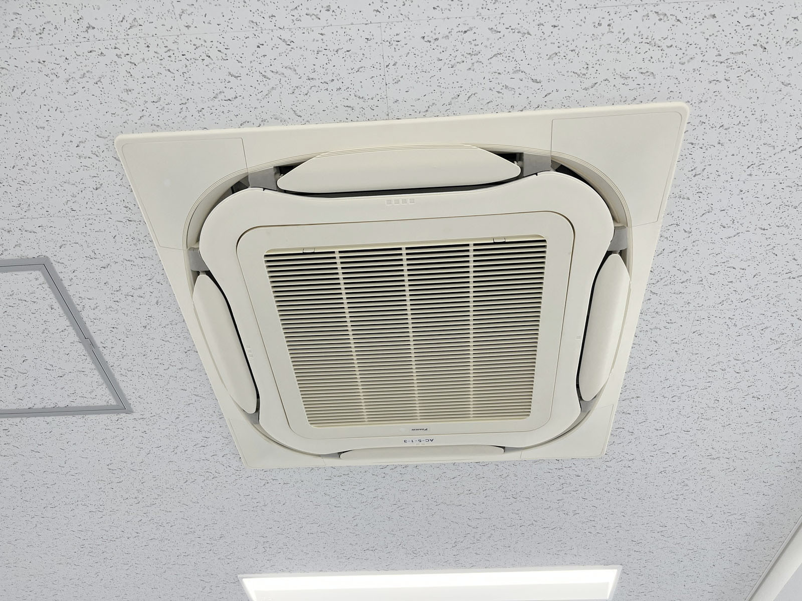 空調吹出口