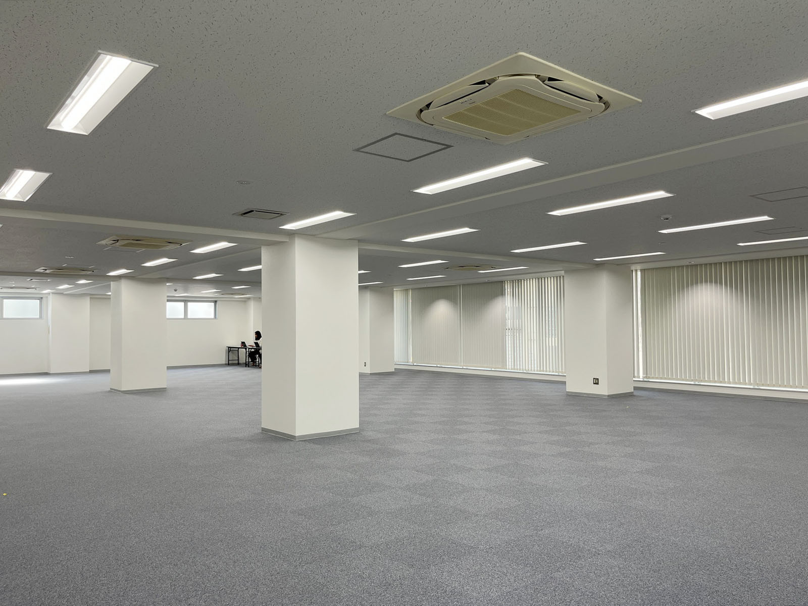 別角度の様子