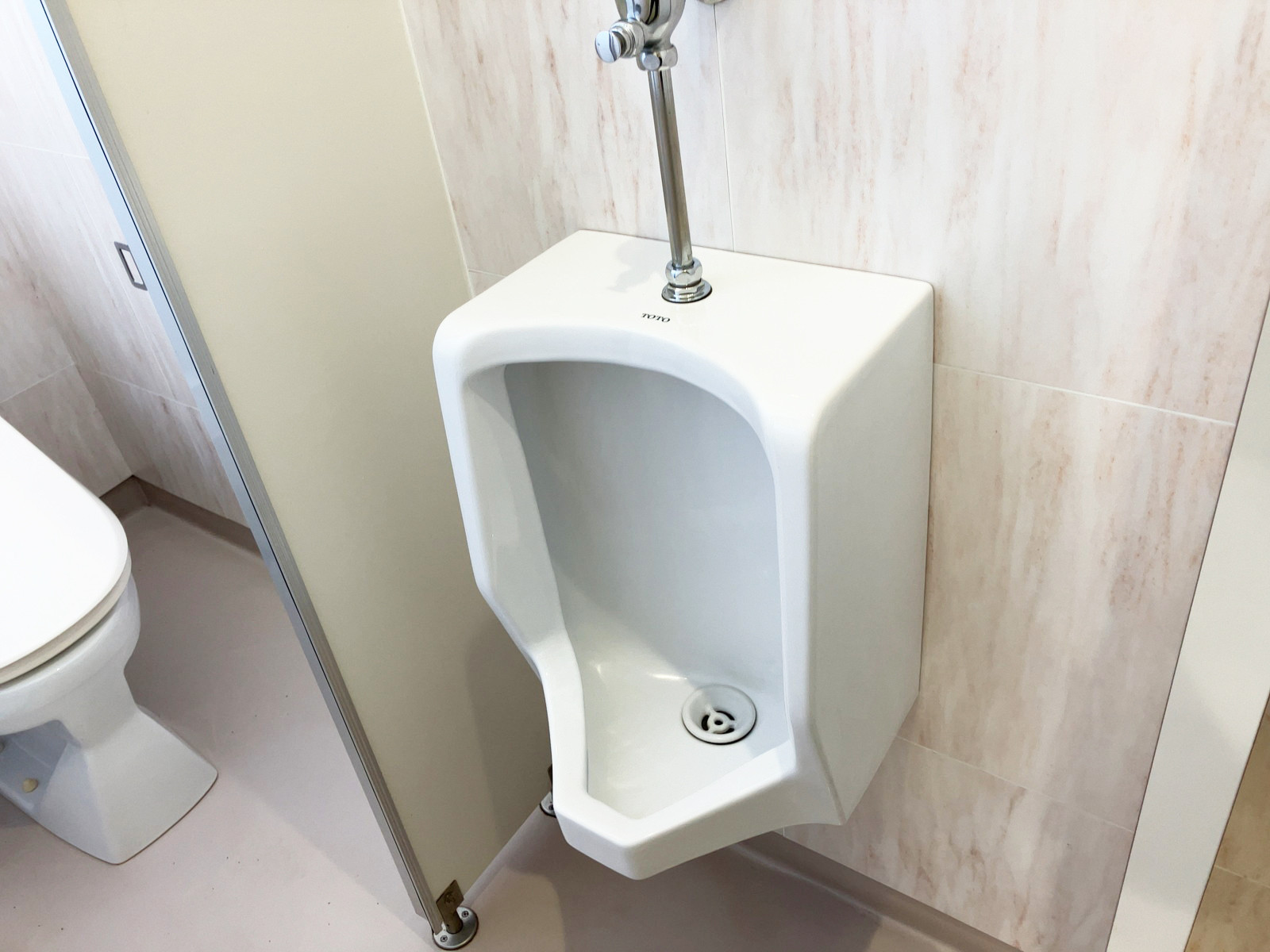 男性用トイレ