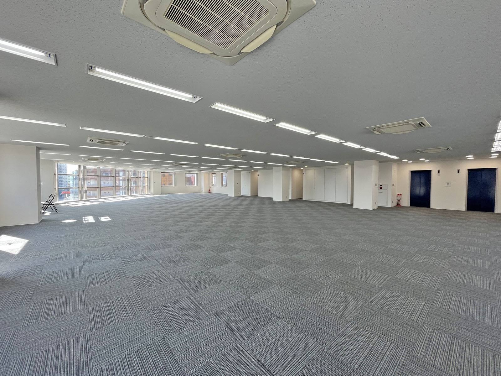 オフィス室内参考画像（7階・約145坪）