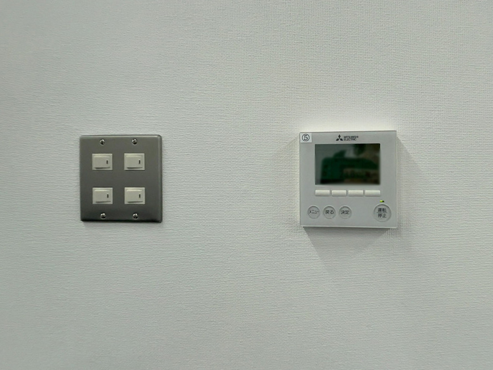 スイッチ類
