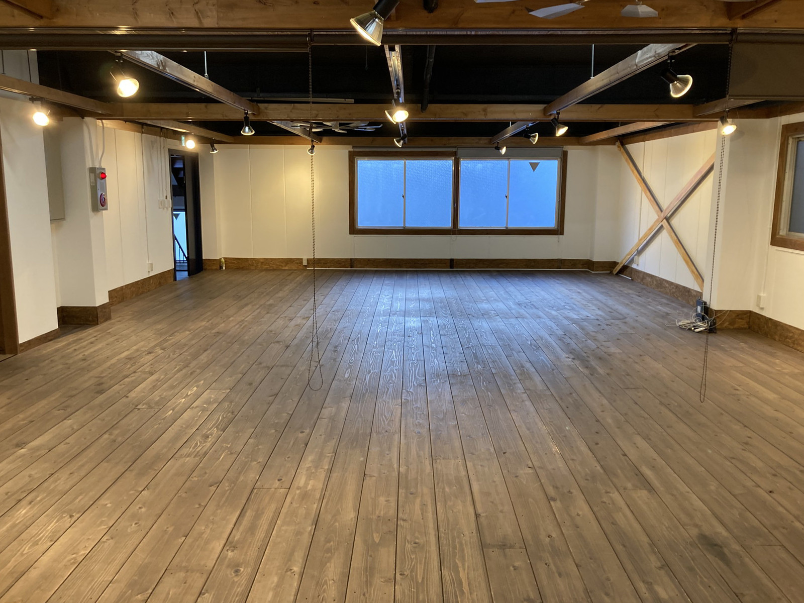 シックなデザイナーズオフィス